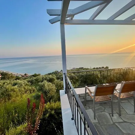 Moses Apartmanhotel 4*