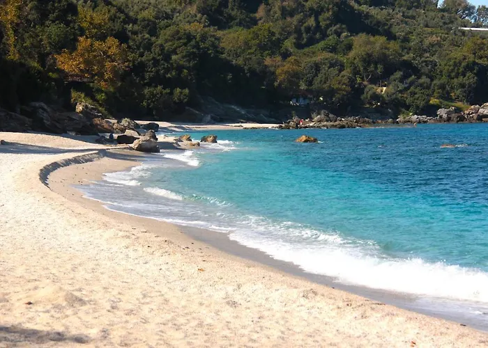 Moses מלון דירות